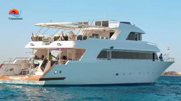 Hurghada : Excursion d'une journée en bateau privé avec plongée en apnée et déjeuner